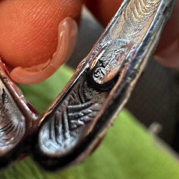 Vintage Candy Cane Heart Brooch Red White Enamel Oval Maker’s Plaque - Picture 5 of 9